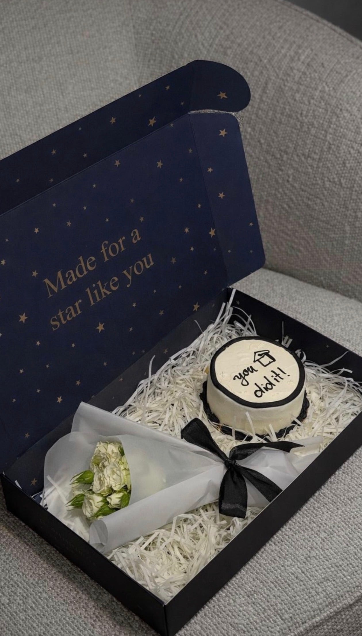 Mini cake + flowers